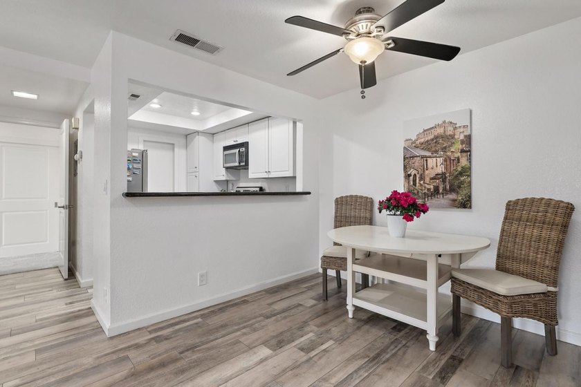 Welcome to 1751 Braddock Court, a beautifully updated - photo 7