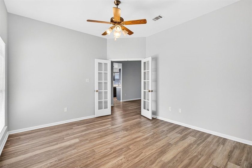 WELL CARED FOR all brick home on large tree shaded lot with new - photo 23