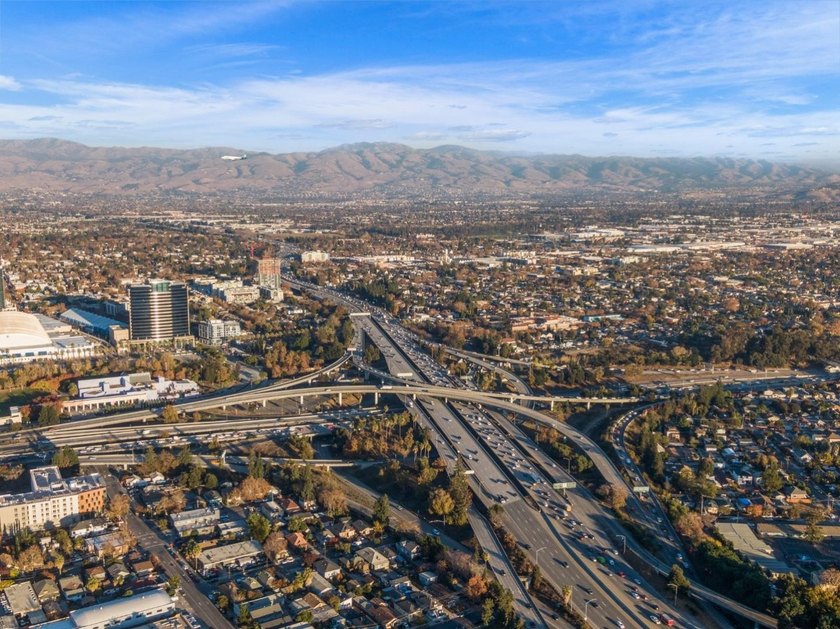 Downtown San Jose Gem! One of the largest 1-bedroom floor plans - photo 35