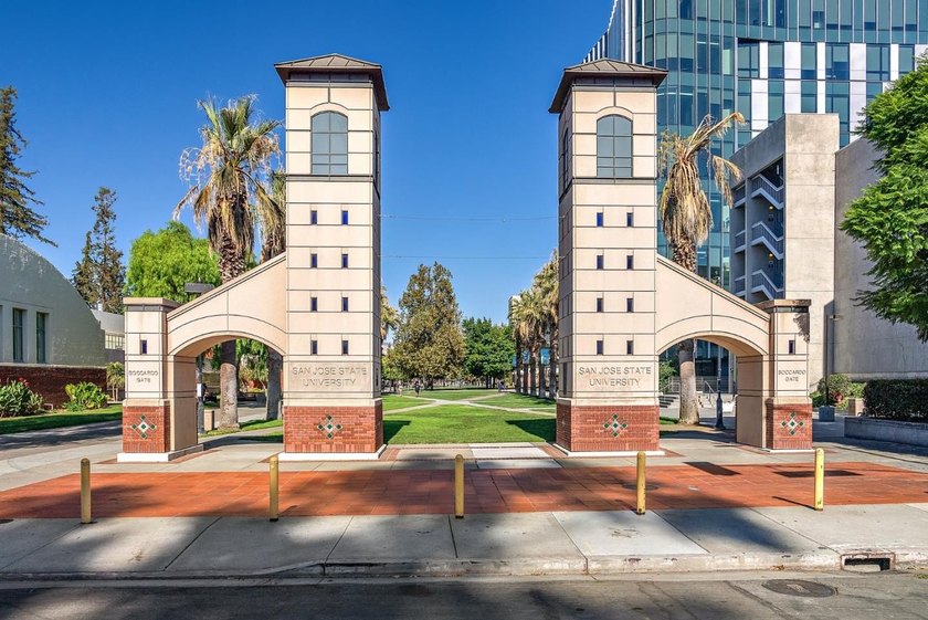 Downtown San Jose Gem! One of the largest 1-bedroom floor plans - photo 40