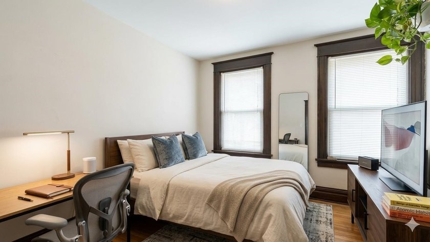 120~122 N Franklin St is a rare opportunity to own a - photo 23