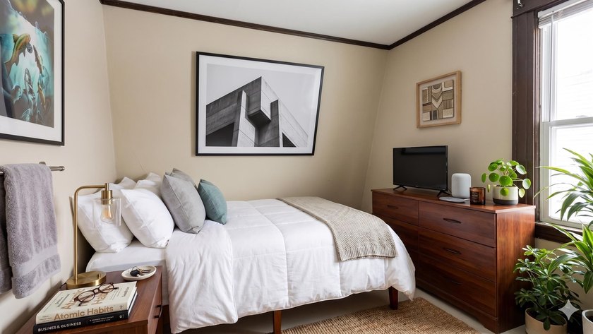 120~122 N Franklin St is a rare opportunity to own a - photo 24