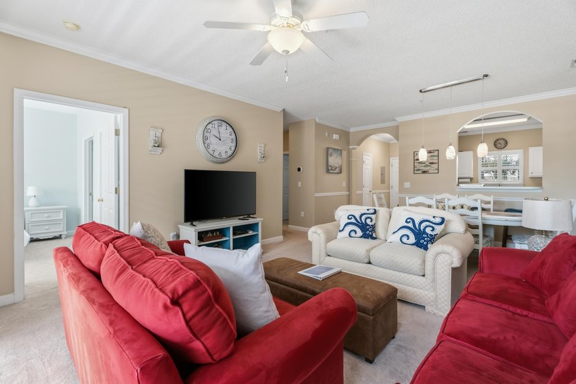 Live Where Every Day Feels Like a Vacation! Fully furnished and - photo 11