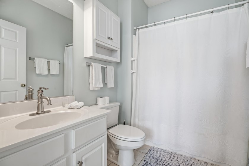Live Where Every Day Feels Like a Vacation! Fully furnished and - photo 16