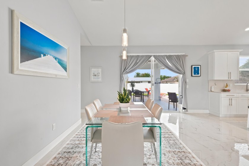 Luxury Inspired Living with Resort-Style Amenities near - photo 14