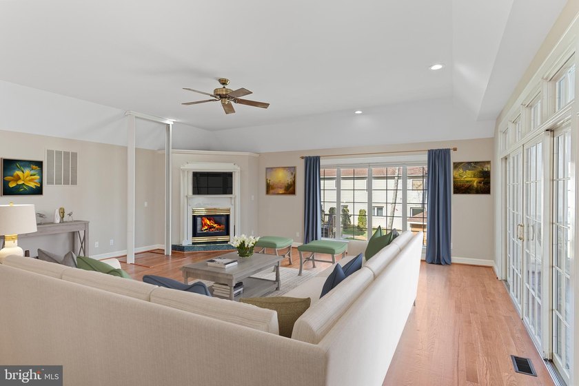 ***$100K PRICE IMPROVEMENT*** Welcome to Your Dream Lakeside - photo 15