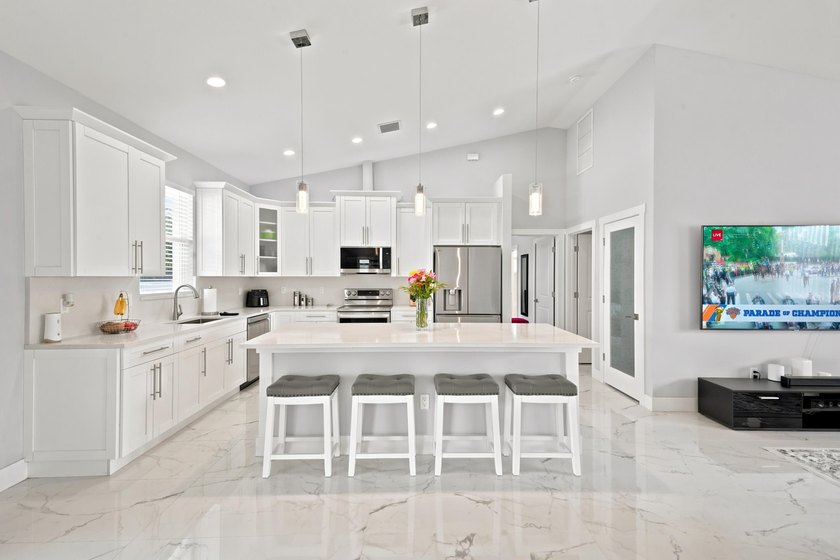 Luxury Inspired Living with Resort-Style Amenities near - photo 20