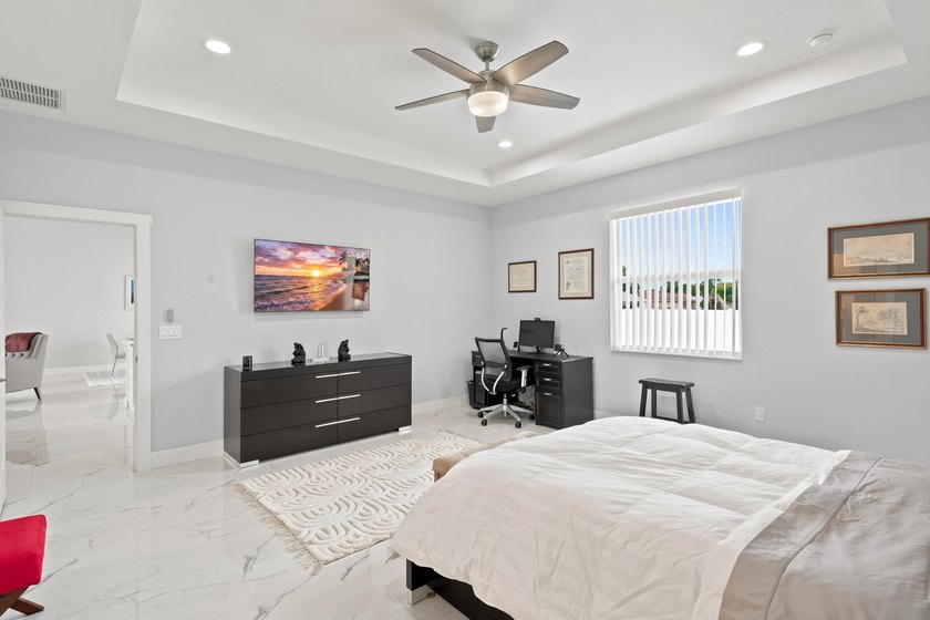 Luxury Inspired Living with Resort-Style Amenities near - photo 25