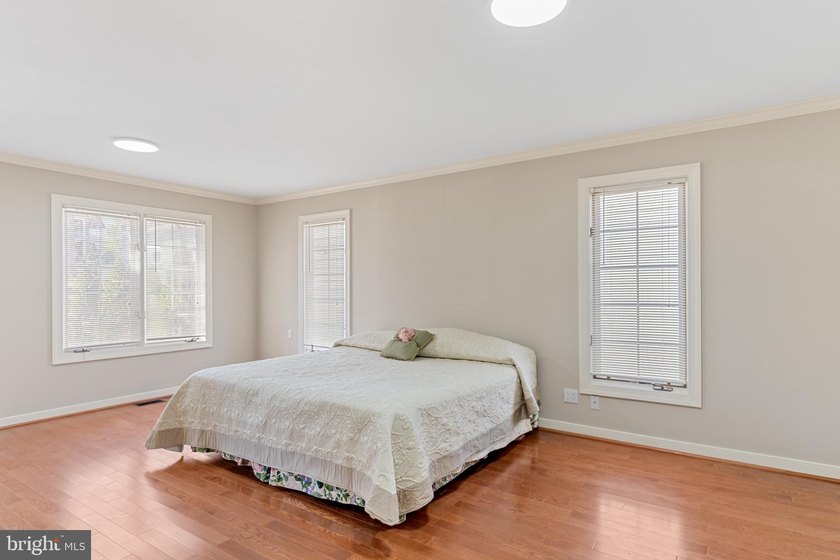 ***$100K PRICE IMPROVEMENT*** Welcome to Your Dream Lakeside - photo 30