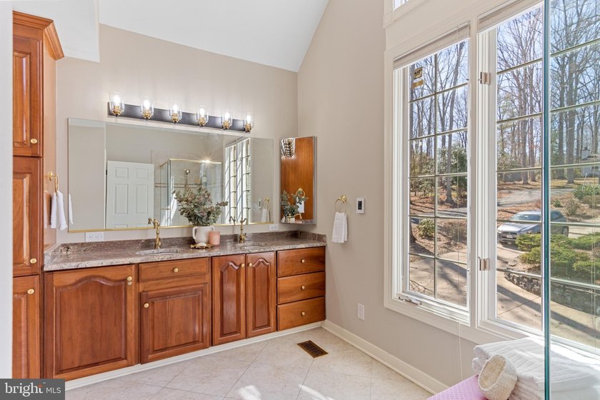 ***$100K PRICE IMPROVEMENT*** Welcome to Your Dream Lakeside - photo 32
