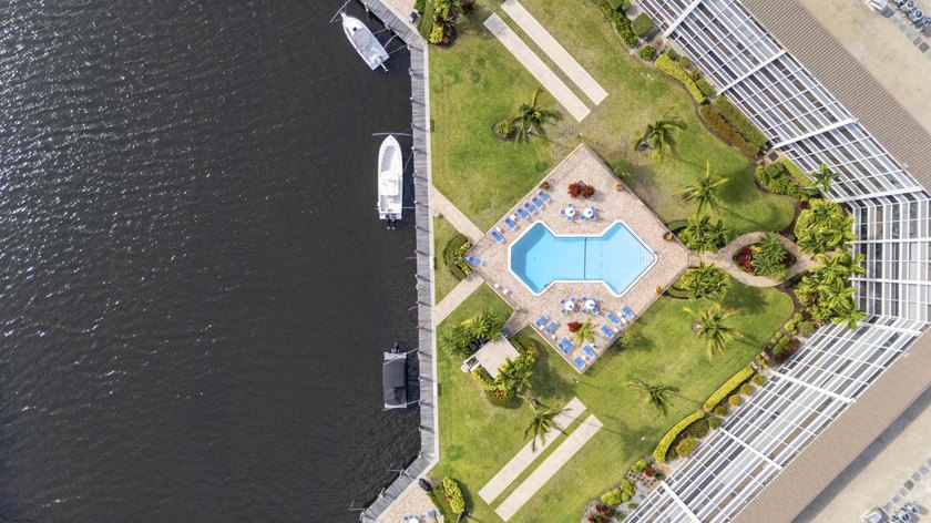 Enjoy spectacular views of the Hillsboro River and Royal - photo 33