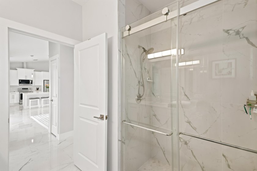 Luxury Inspired Living with Resort-Style Amenities near - photo 33