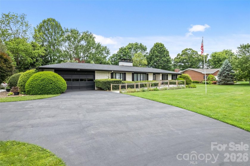 Experience elevated mountain living with the rare combination of - photo 40