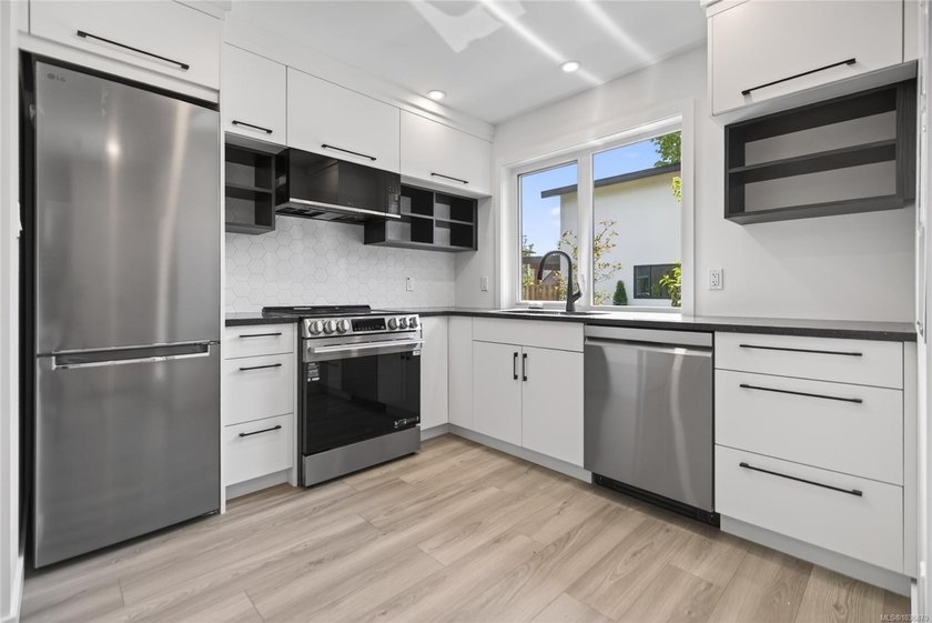 OPEN HOUSE 18th of July,  11-1 p.m. Live Peaks, a soulful design - photo 9