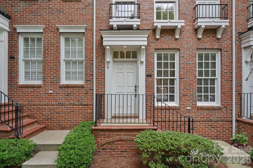 Welcome to effortless Davidson living in one of the area's most - photo 23