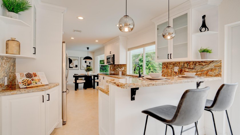 **Tropical Paradise in The Cove: The Ultimate Waterfront - photo 13