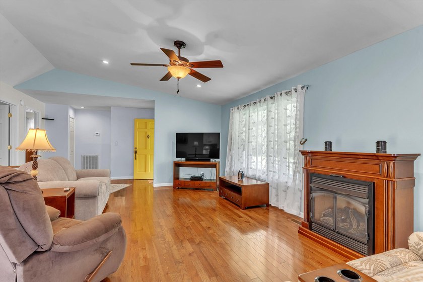 Country Living at Its Best on 4.1 Acres! Welcome to 1042 Big - photo 14