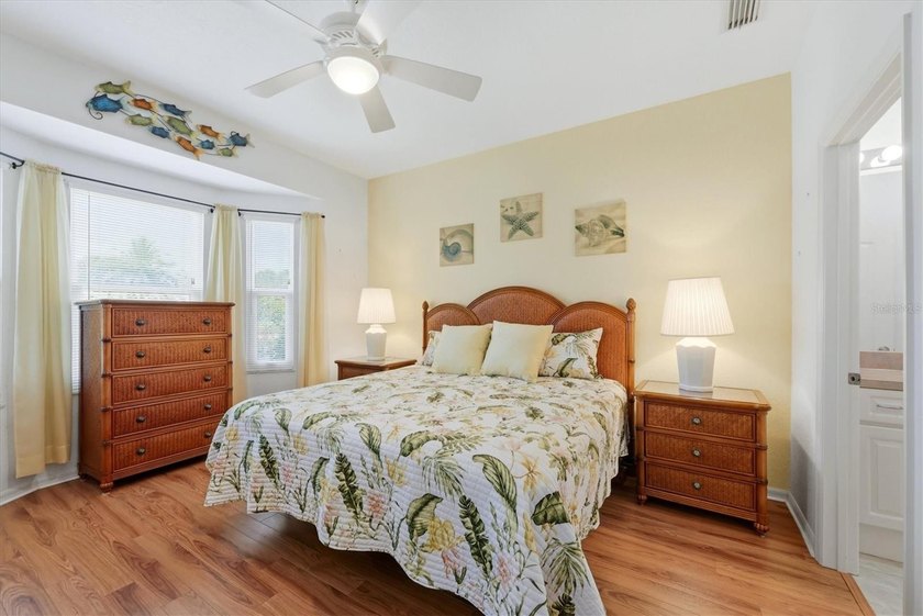 Florida living at its best! Bright and sunny villa is close to - photo 22