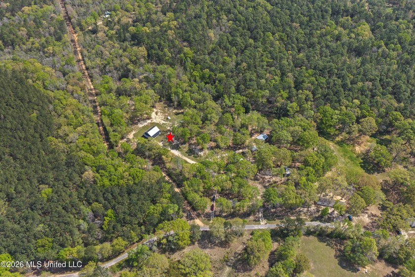 Charming 2-bedroom, 2-bath home on 7.55 acres, built in 2025 - photo 44