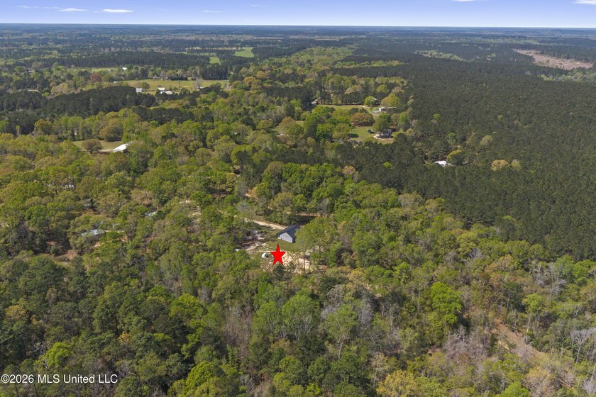 Charming 2-bedroom, 2-bath home on 7.55 acres, built in 2025 - photo 49