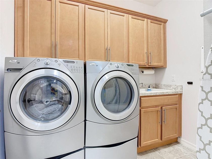 Don't miss this STUNNING &amp; IMMACULATE CABELLA model built in - photo 33
