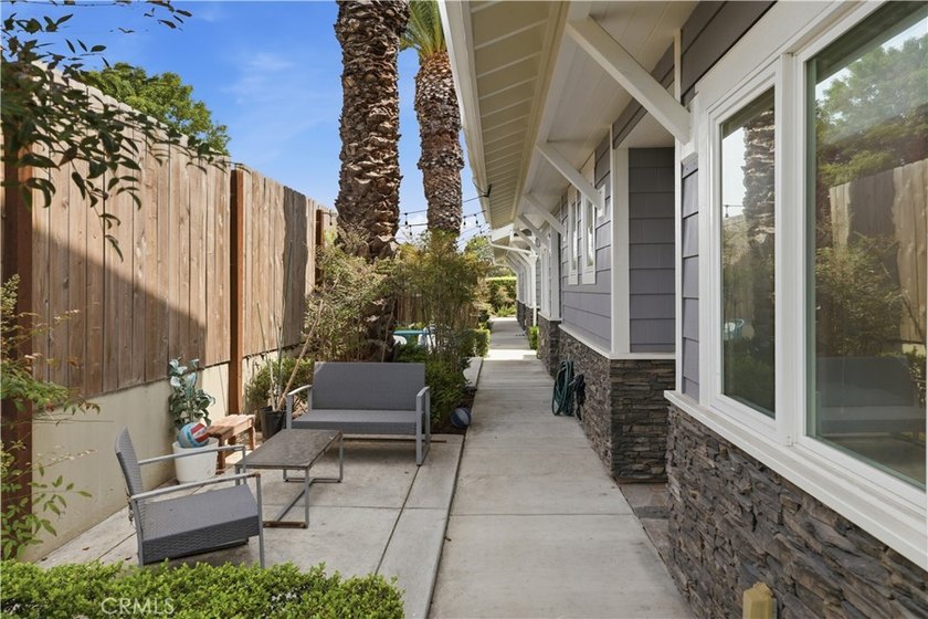 Craftsman Elegance Meets Modern Comfort in the Heart of Old - photo 6