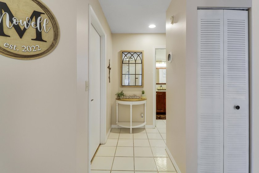 Welcome to this beautifully updated single-family home located - photo 18