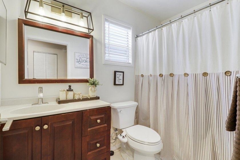 Welcome to this beautifully updated single-family home located - photo 25