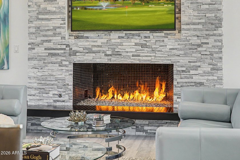 Desert elegance meets modern comfort in this exceptional 2019 - photo 5