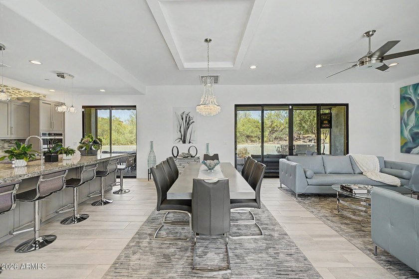 Desert elegance meets modern comfort in this exceptional 2019 - photo 8