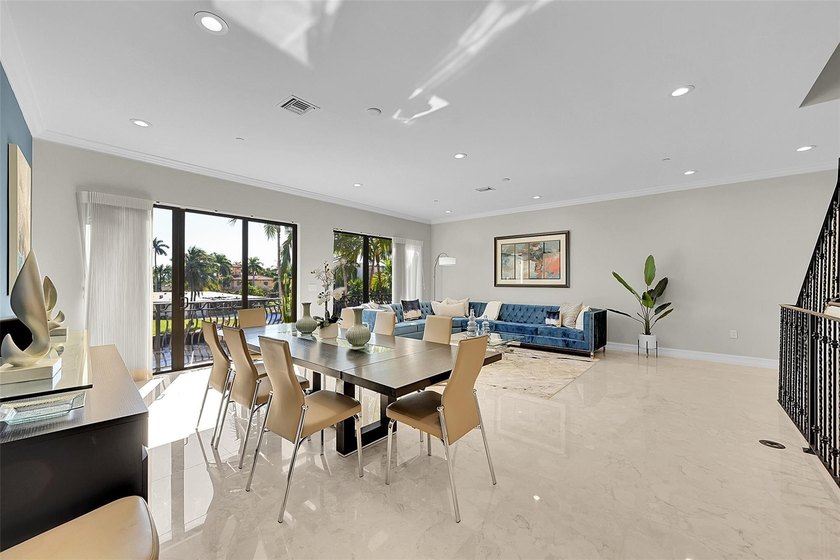 Luxury waterfront living with direct ocean access and no fixed - photo 8