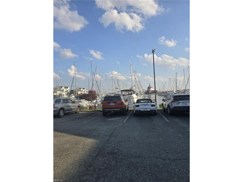 If you like fishing, kayaking or enjoying the water front for - photo 35