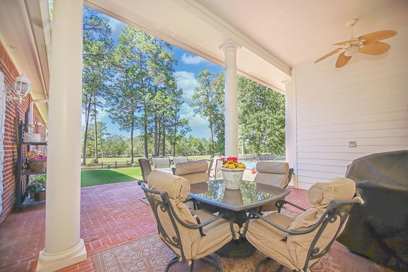 Experience a life of luxury at this gorgeous golf course home - photo 41