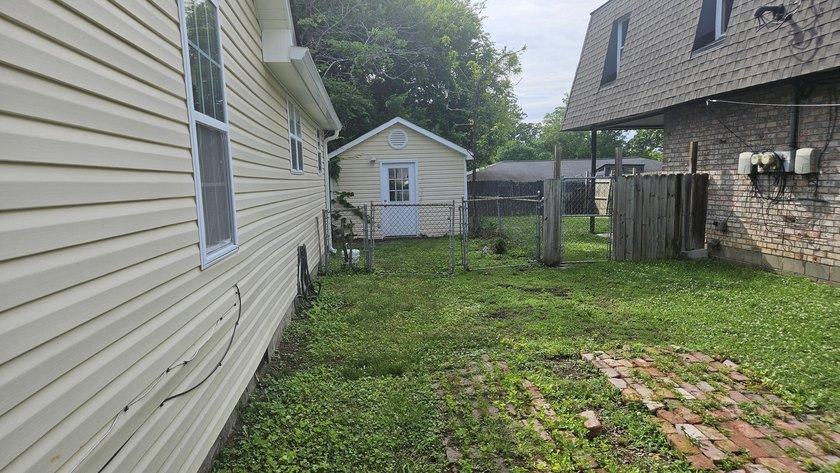 Appraised for $235,000, this property is priced to reflect that - photo 8