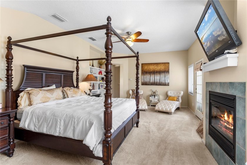 JUST REDUCED! This UNIQUE CUSTOM BUILT LAKEFRONT HOME IS LOCATED - photo 12