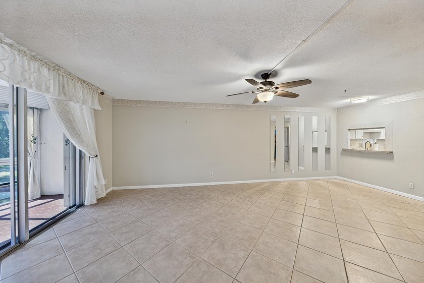 LOVELY EAST FACING UPDATED 2/2 second floor garden view unit in - photo 15