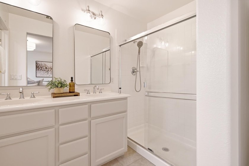 Welcome to 5328 Haskel Ct, a beautifully maintained end-unit - photo 26