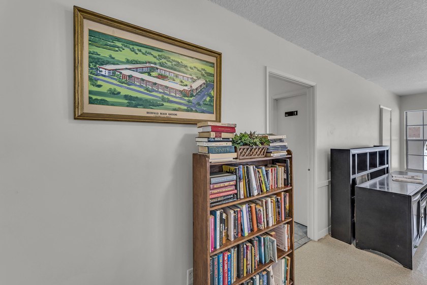 LOVELY EAST FACING UPDATED 2/2 second floor garden view unit in - photo 29