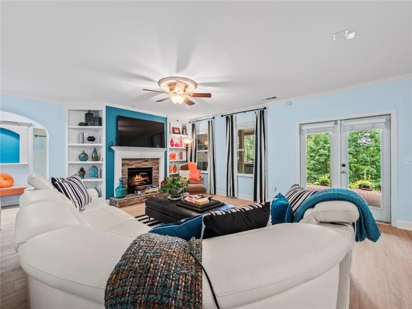PRICE REDUCED. Executive Home on the #5 Fairway in Resort-Style - photo 35