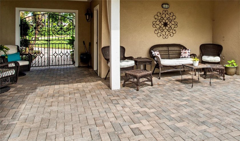 JUST REDUCED! This UNIQUE CUSTOM BUILT LAKEFRONT HOME IS LOCATED - photo 36