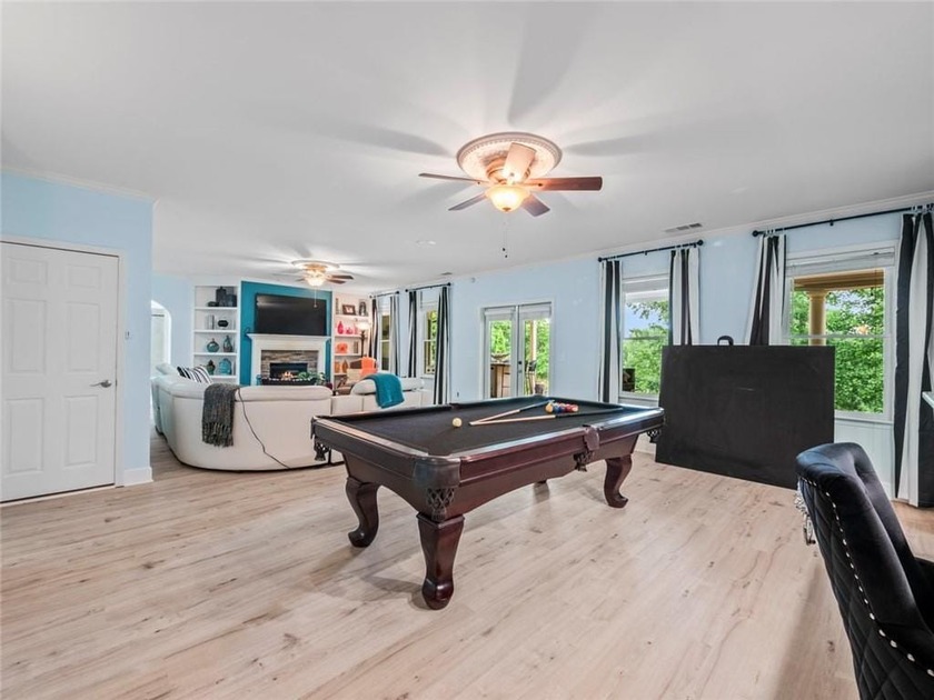 PRICE REDUCED. Executive Home on the #5 Fairway in Resort-Style - photo 36