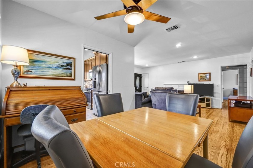 Adorable, excellent condition 3 bedroom, 2 bath 1,251 detached - photo 7