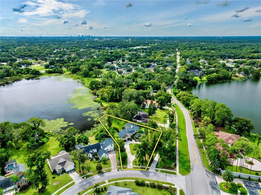 JUST REDUCED! This UNIQUE CUSTOM BUILT LAKEFRONT HOME IS LOCATED - photo 39