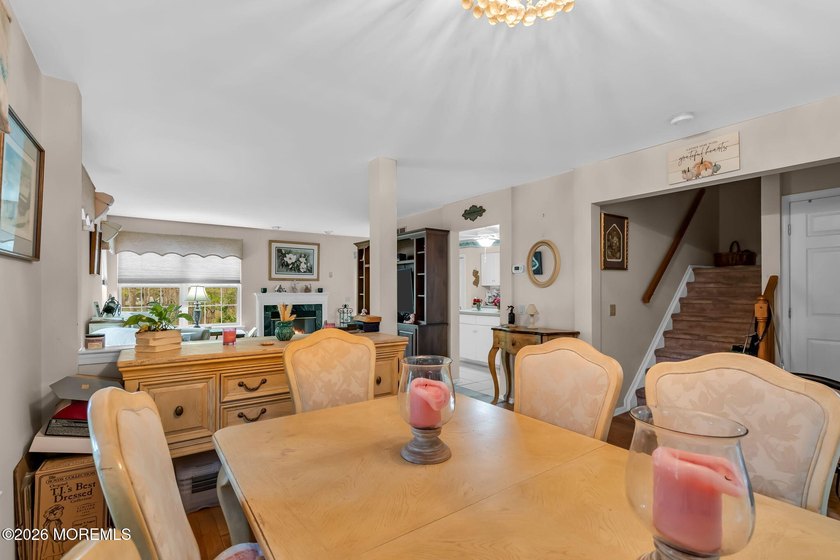 Looking for a spacious end unit in Saratoga with a full finished - photo 12