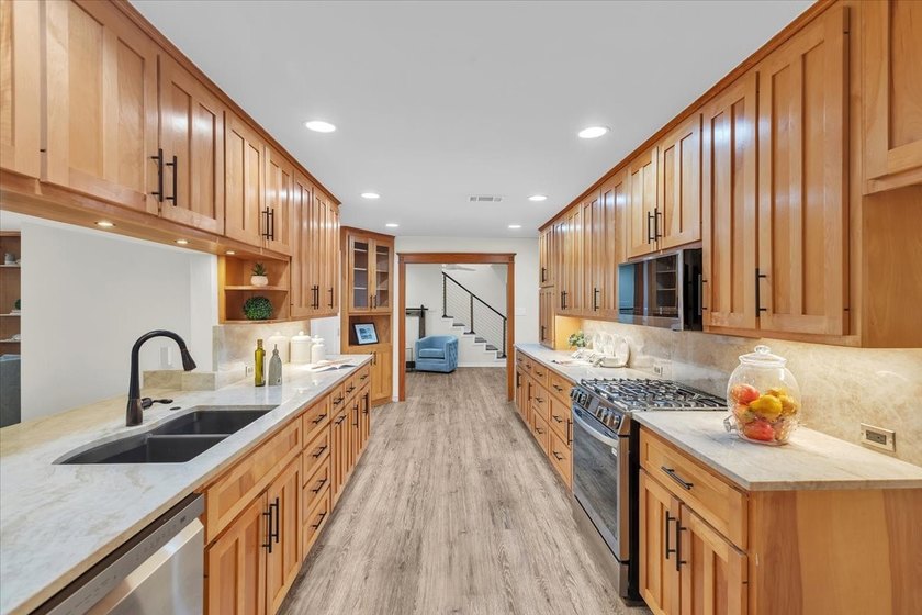 Welcome to a beautifully updated Grapevine home where generous - photo 12