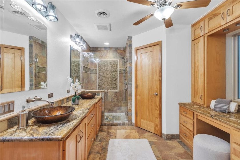 Welcome to a beautifully updated Grapevine home where generous - photo 15