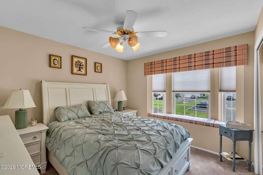 Looking for a spacious end unit in Saratoga with a full finished - photo 19