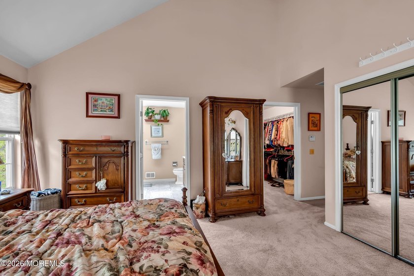 Looking for a spacious end unit in Saratoga with a full finished - photo 23