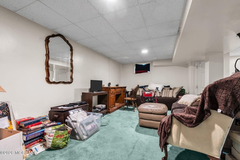 Looking for a spacious end unit in Saratoga with a full finished - photo 30