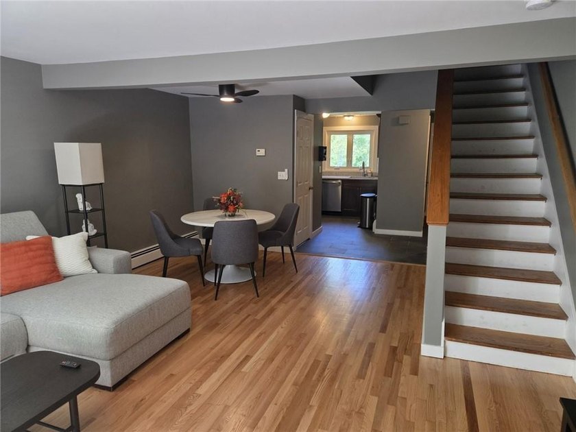 This inviting end-unit townhouse, part of the 12-unit Barclay - photo 13